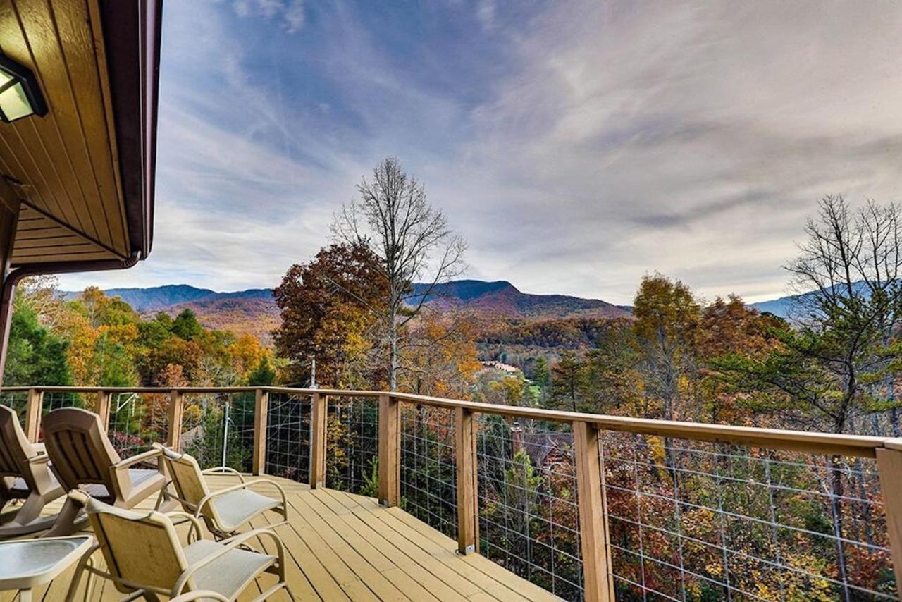 Hawks View Gatlinburg Mountain Cabin Eksteriør billede